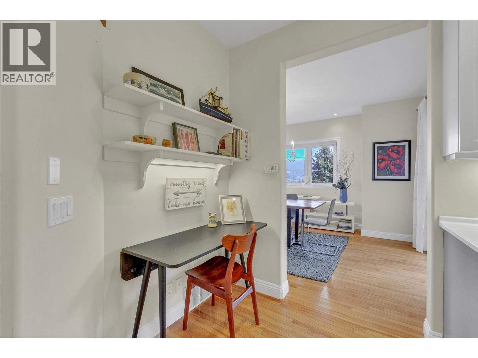 5733 Clark Street, Summerland, British Columbia  V0H 1Z4 - Photo 12 - 10373440