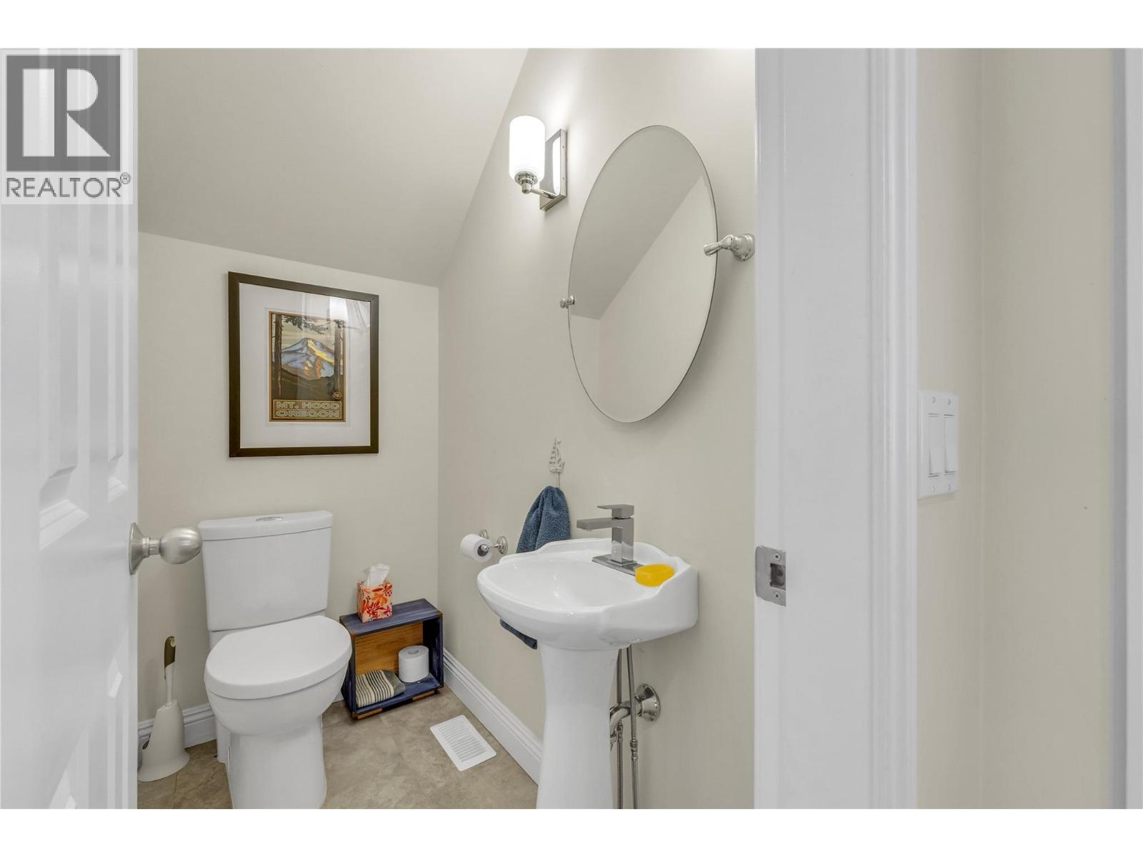 5733 Clark Street, Summerland, British Columbia  V0H 1Z4 - Photo 19 - 10373440