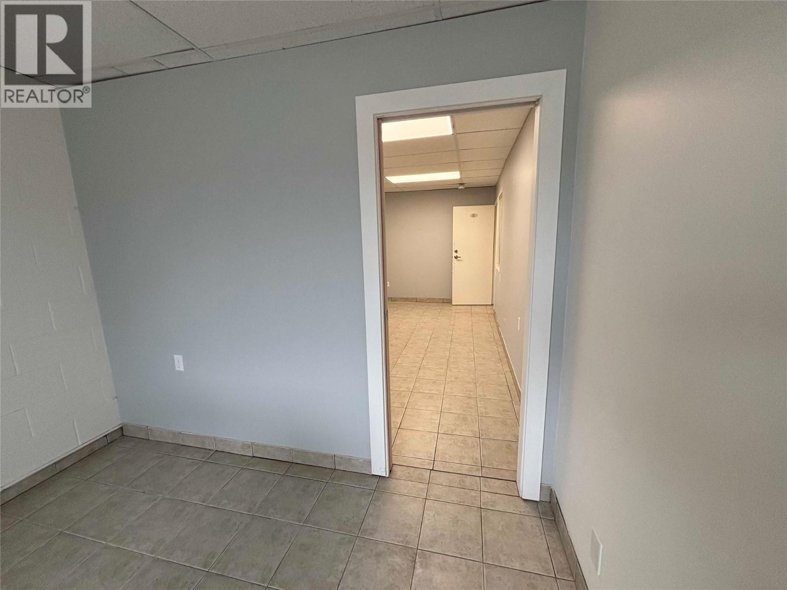 2810 48 Avenue Unit# D, Vernon, British Columbia  V1T 3R4 - Photo 5 - 10376214