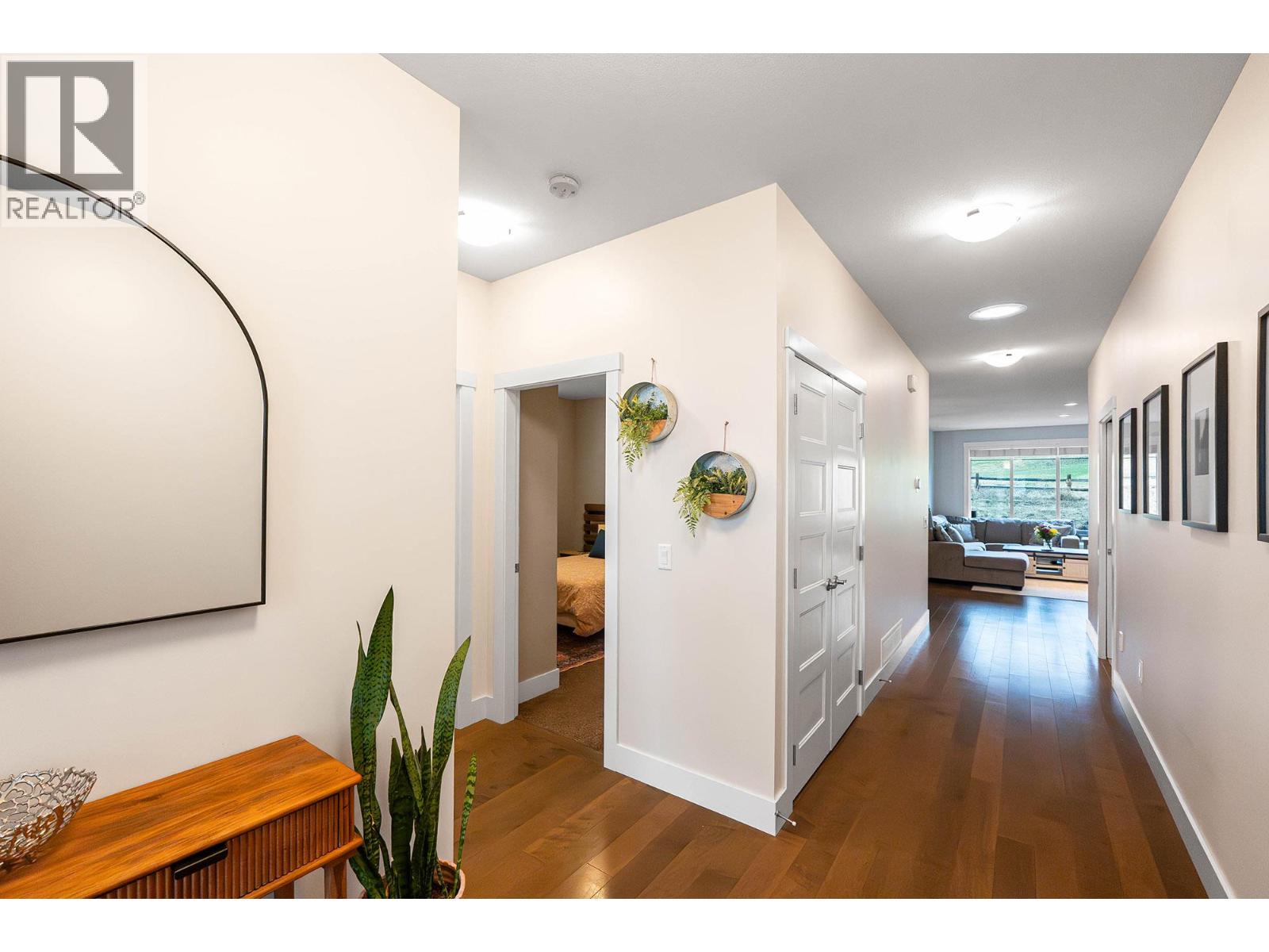 1769 Tower Ranch Drive, Kelowna, British Columbia  V1P 1T2 - Photo 7 - 10376311