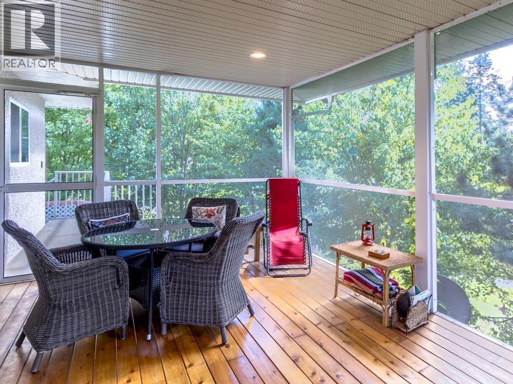 2600 Fairway Place, Blind Bay, British Columbia  V0E 1H2 - Photo 12 - 10376340