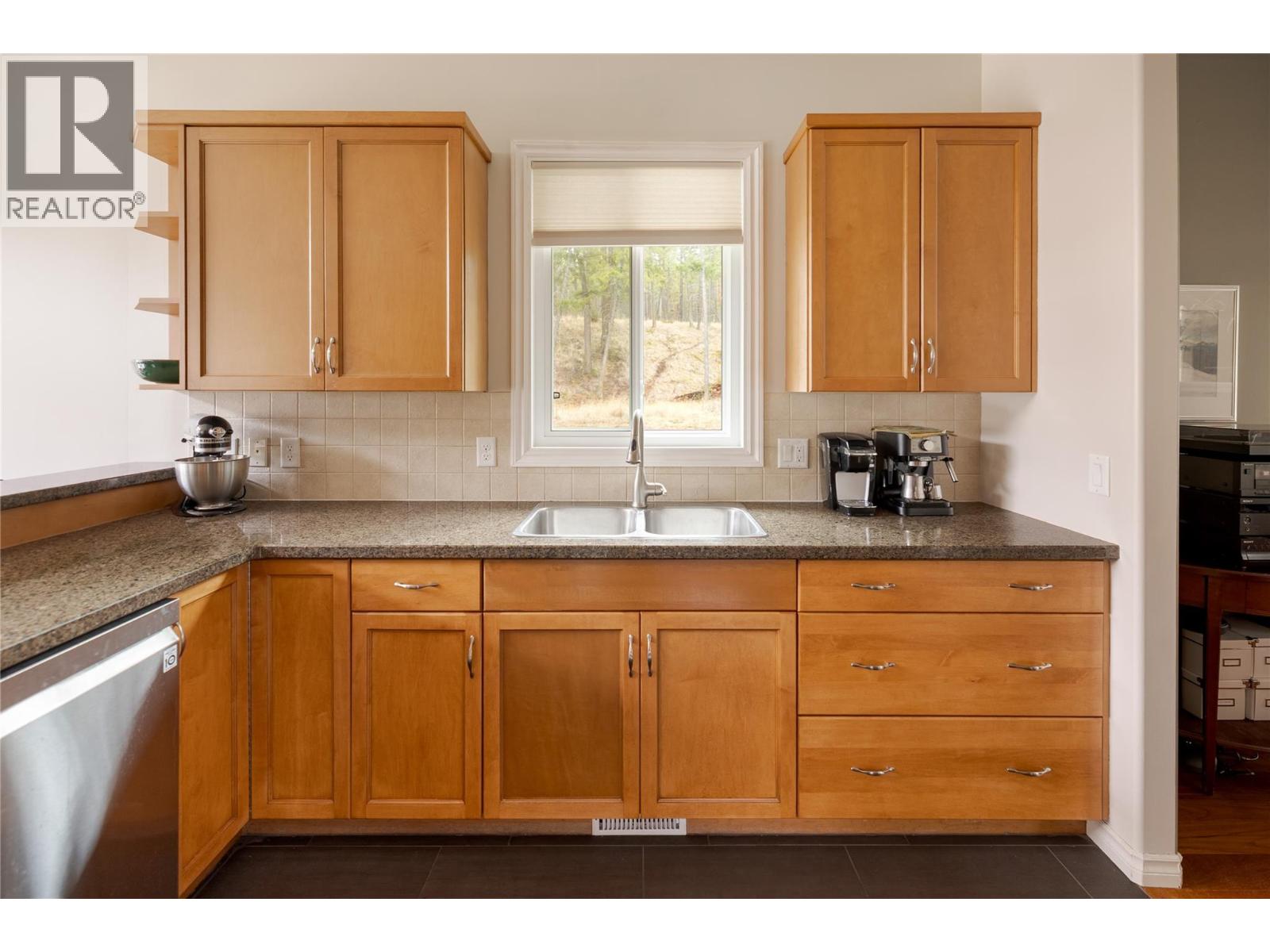 4182 Gallaghers Boulevard S, Kelowna, British Columbia  V1V 4X2 - Photo 12 - 10376246