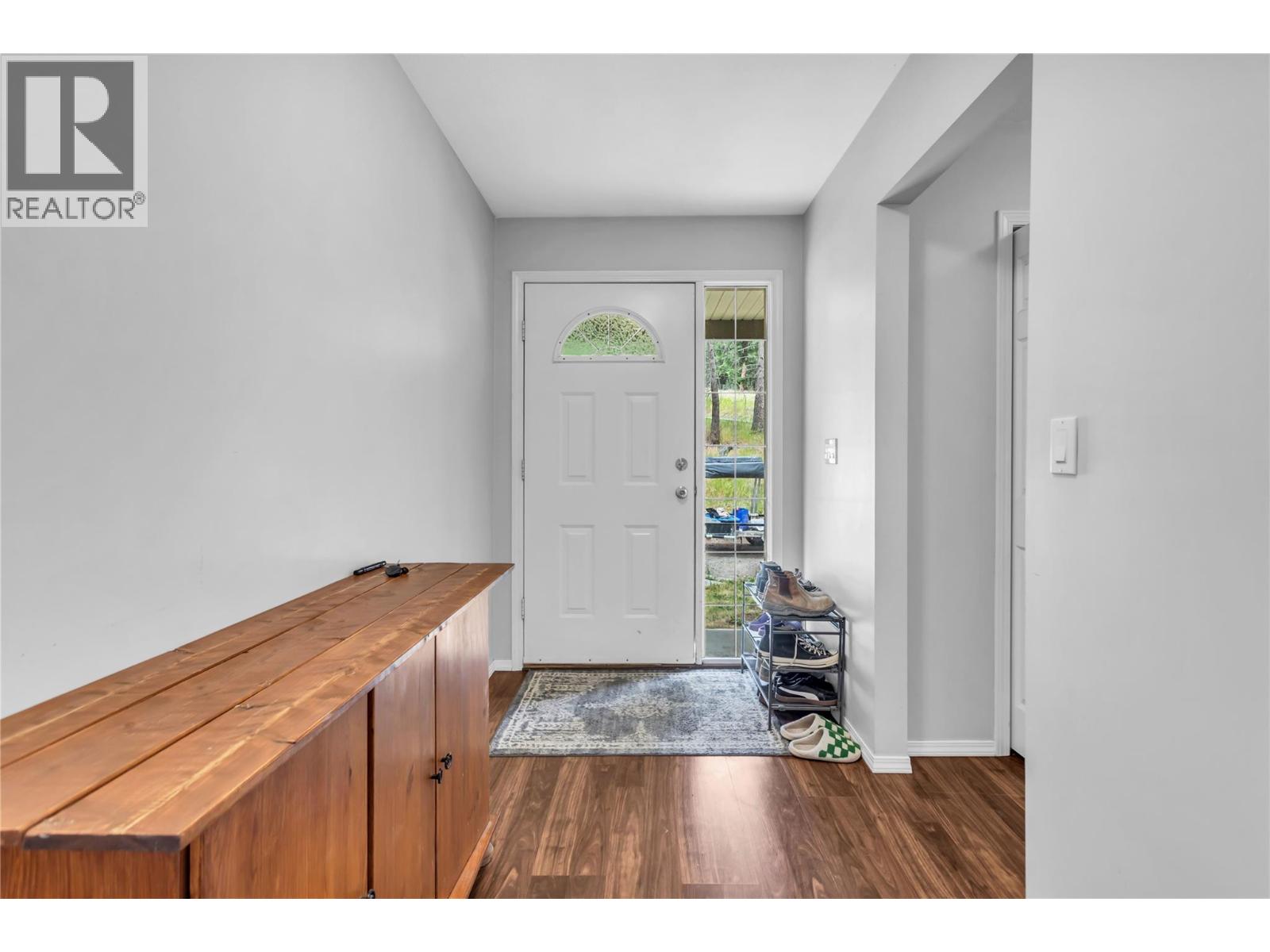 5738 Goudie Road, Kelowna, British Columbia  V1P 1M4 - Photo 77 - 10376148