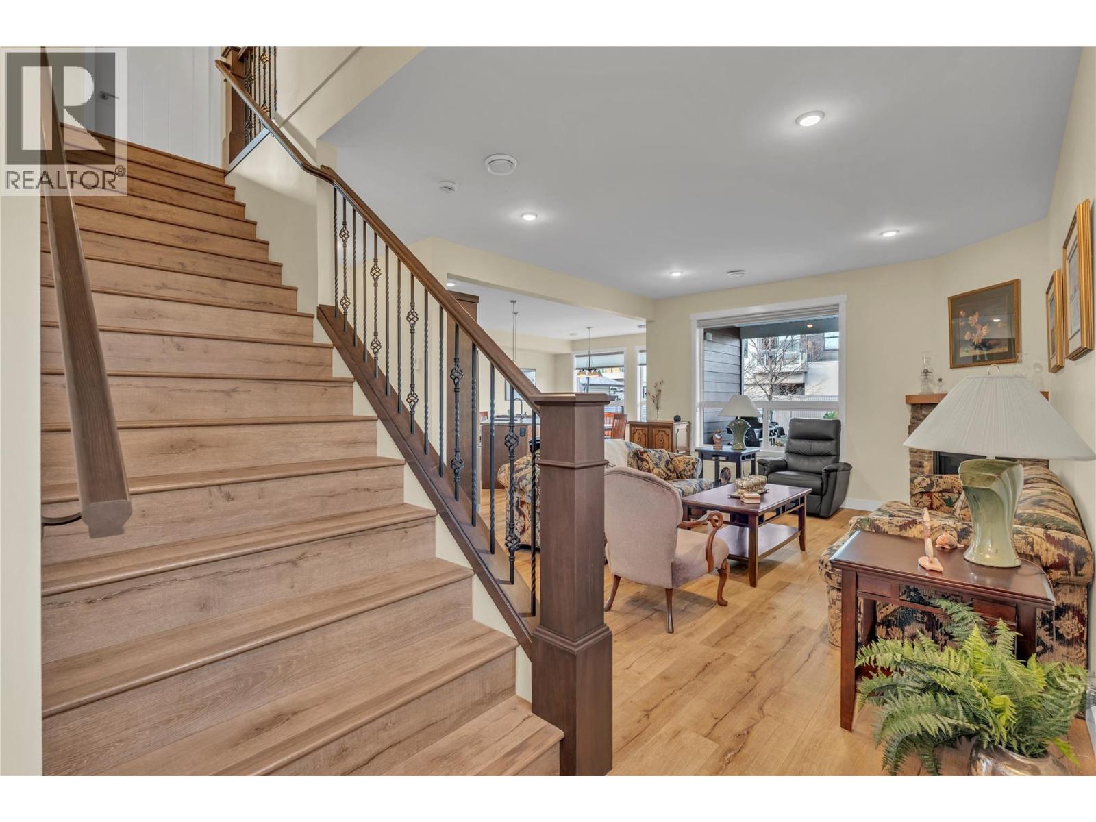 1011 Dynes Avenue, Penticton, British Columbia  V2A 1E9 - Photo 27 - 10375699