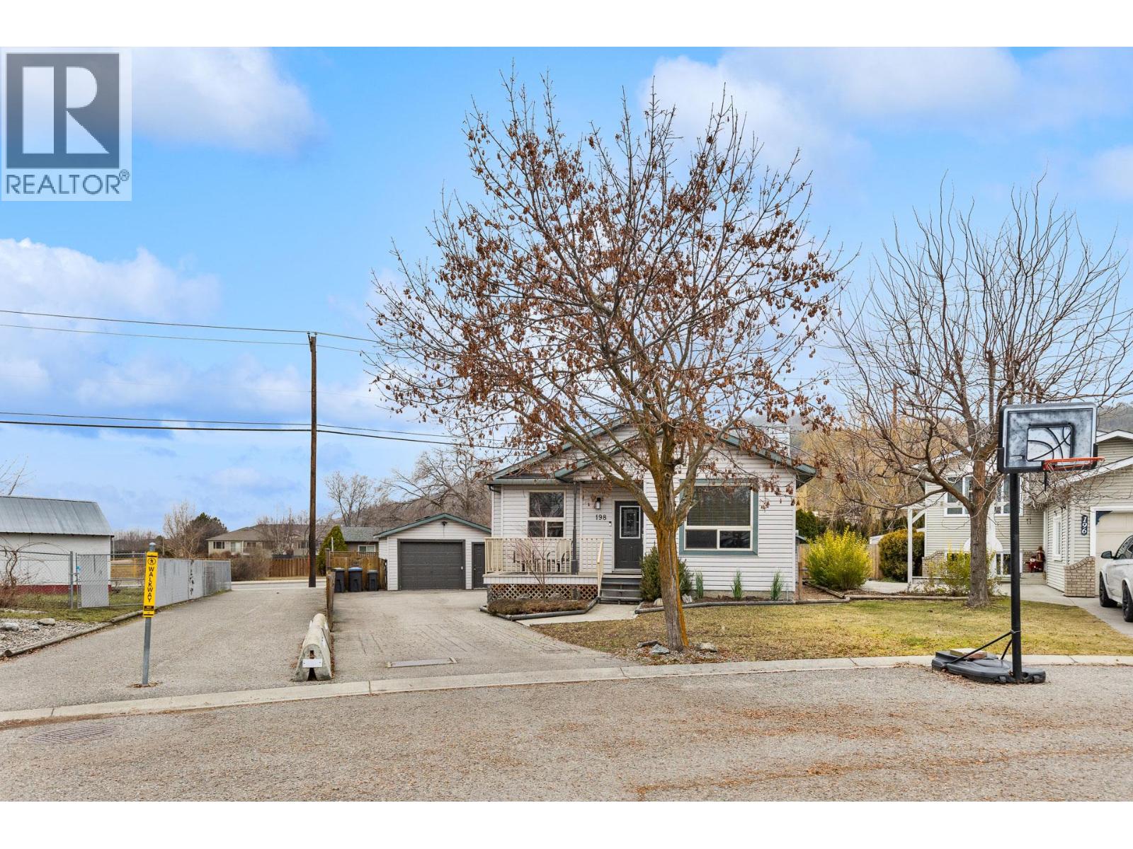 198 Ritchie Court, Kelowna, British Columbia  V1V 2A8 - Photo 33 - 10376265