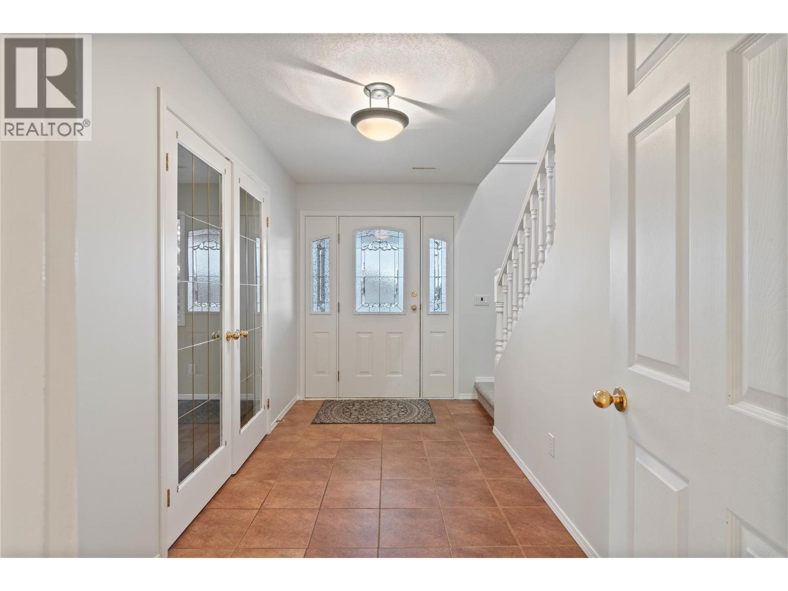 1869 Mckinley Court, Kamloops, British Columbia  V2E 2L9 - Photo 12 - 10376329