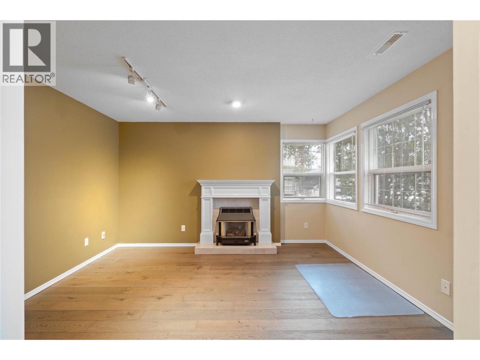 1869 Mckinley Court, Kamloops, British Columbia  V2E 2L9 - Photo 13 - 10376329