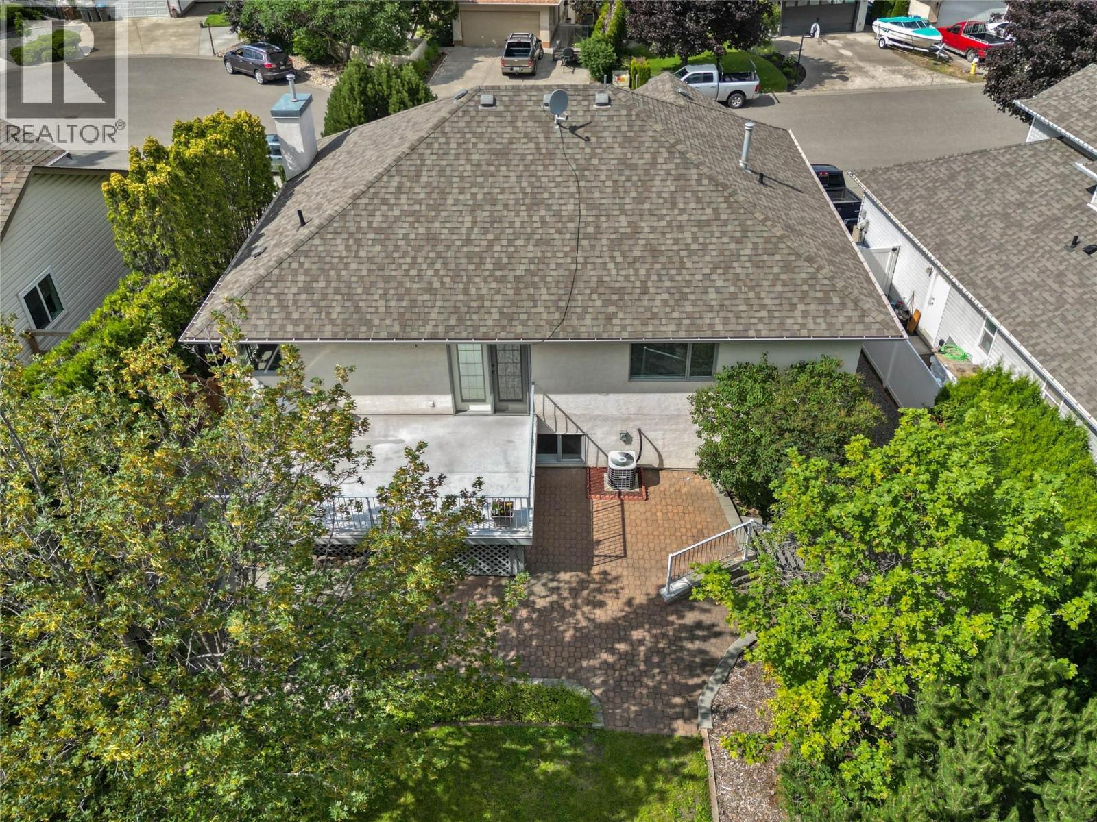 1869 Mckinley Court, Kamloops, British Columbia  V2E 2L9 - Photo 35 - 10376329