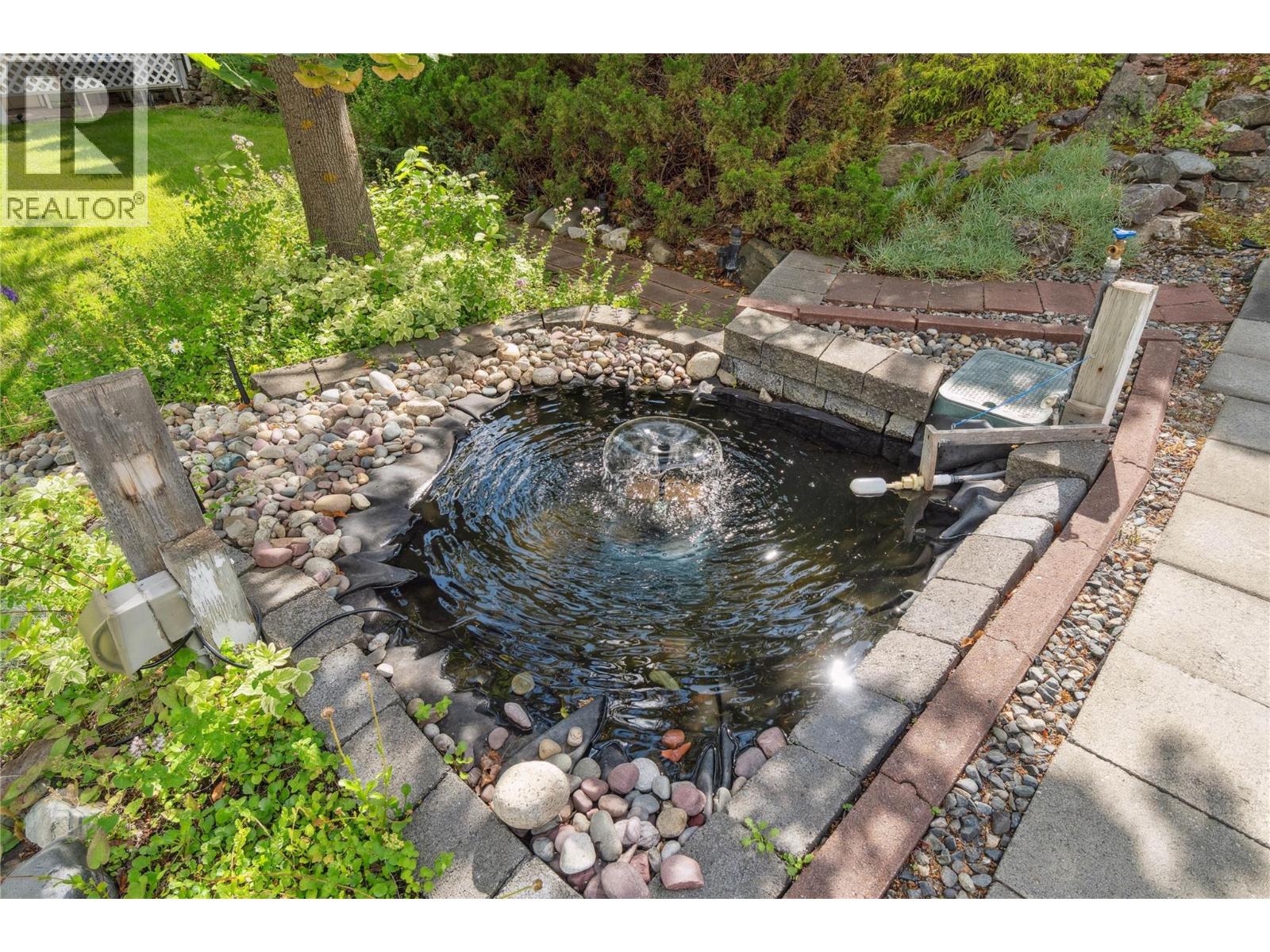 1869 Mckinley Court, Kamloops, British Columbia  V2E 2L9 - Photo 42 - 10376329