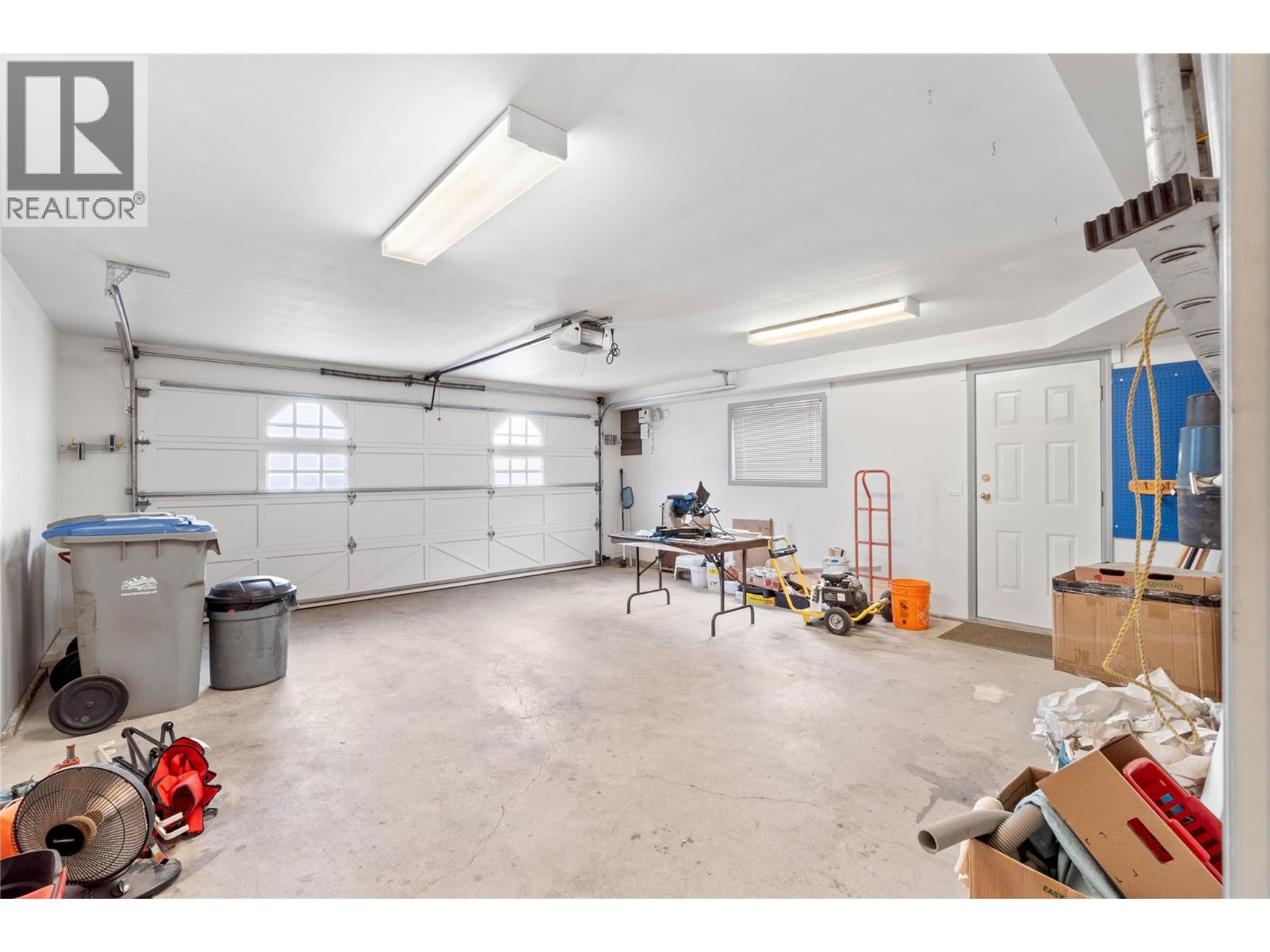 1869 Mckinley Court, Kamloops, British Columbia  V2E 2L9 - Photo 45 - 10376329