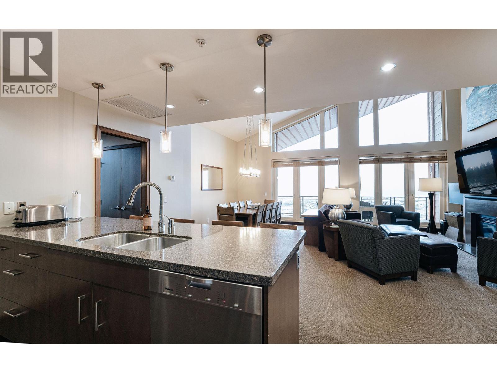 2950 Camozzi Road Unit# 1501, Revelstoke, British Columbia  V0E 2S0 - Photo 9 - 10376392