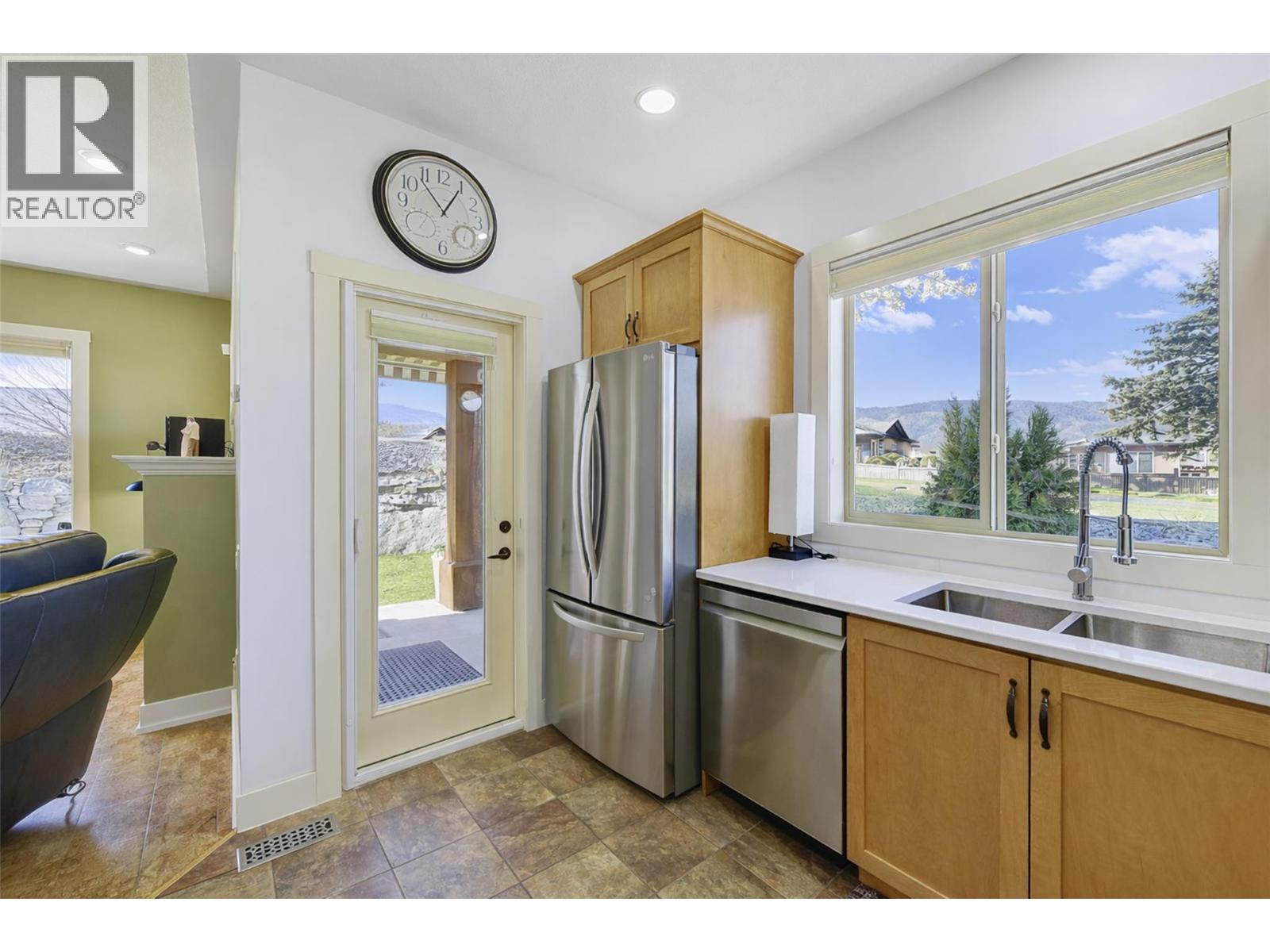 3827 Sonoma Pines Drive, Westbank, British Columbia  V4T 2C3 - Photo 12 - 10376063