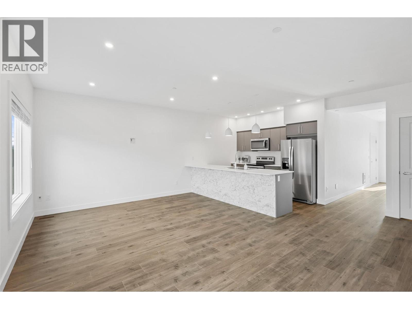 8960 Dallas Drive Unit# 119, Kamloops, British Columbia  V2C 6V1 - Photo 4 - 10376327