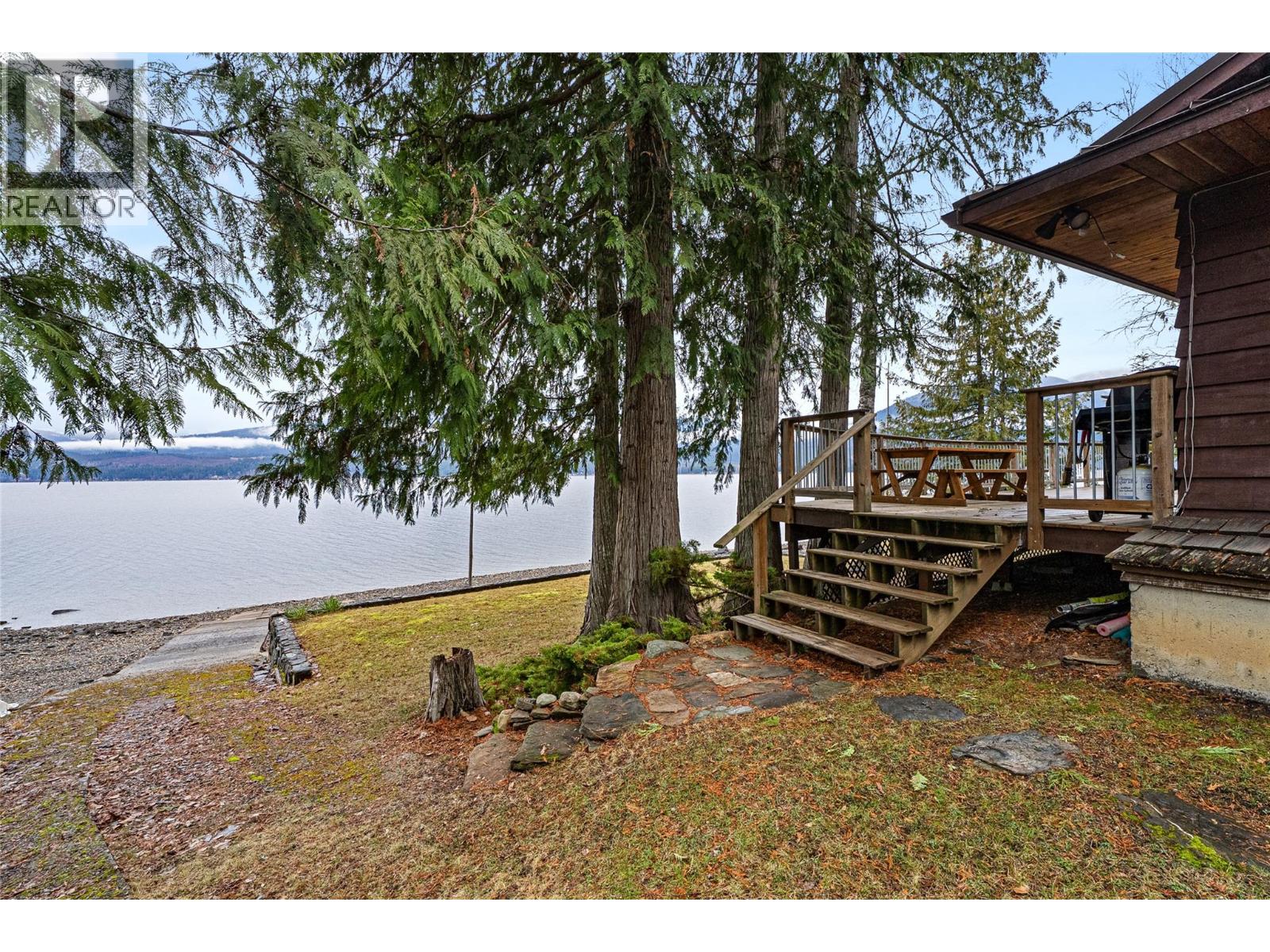 4119 Reid Road, Eagle Bay, British Columbia  V0E 1T0 - Photo 73 - 10376084