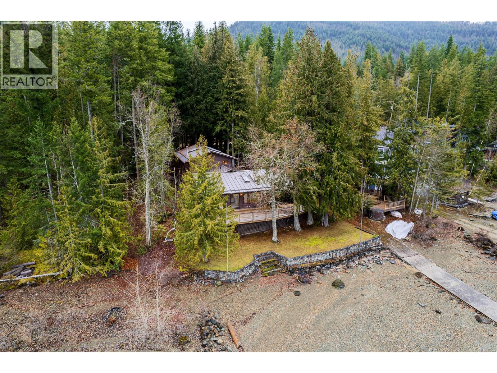 4119 Reid Road, Eagle Bay, British Columbia  V0E 1T0 - Photo 8 - 10376084