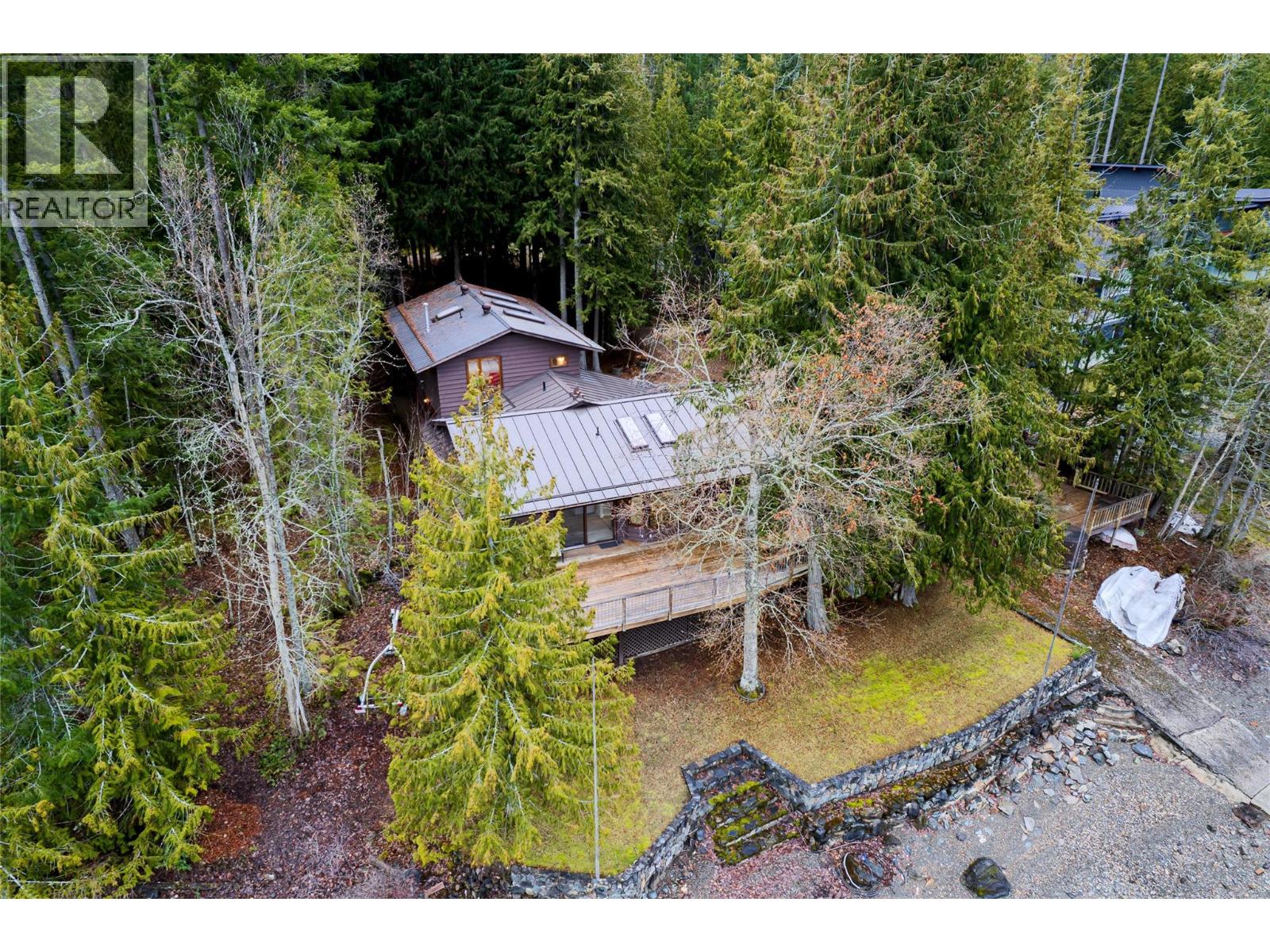 4119 Reid Road, Eagle Bay, British Columbia  V0E 1T0 - Photo 9 - 10376084