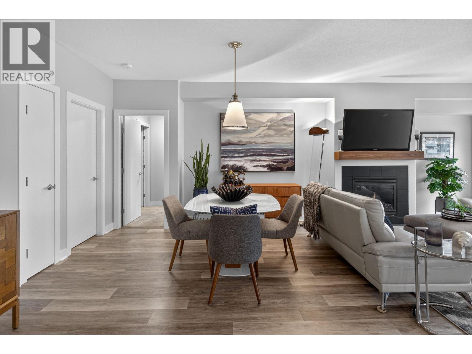 1160 Bernard Avenue Unit# 410, Kelowna, British Columbia  V1Y 6R2 - Photo 4 - 10376016