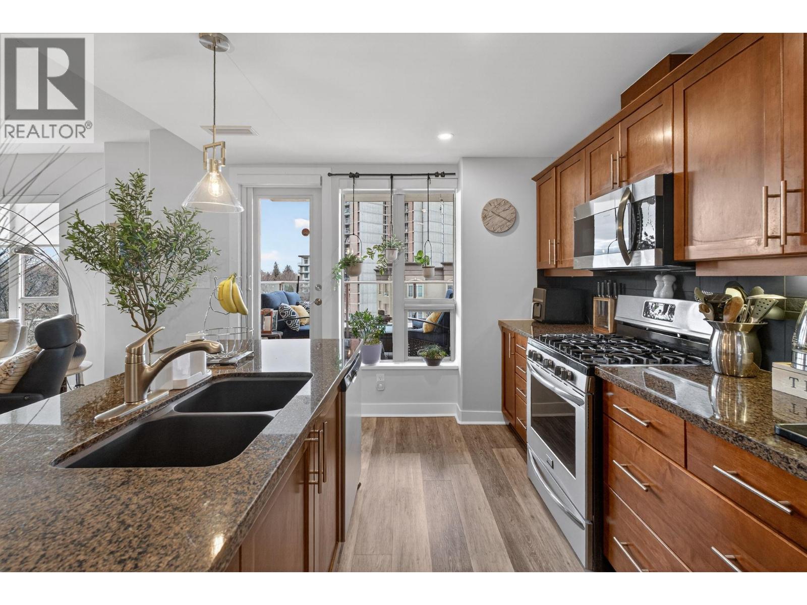 1160 Bernard Avenue Unit# 410, Kelowna, British Columbia  V1Y 6R2 - Photo 6 - 10376016