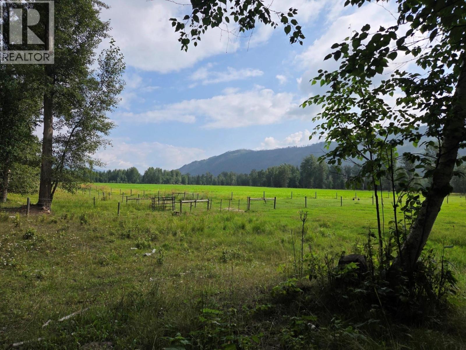 3284/3326 Yellowhead Highway S, Clearwater, British Columbia  V0E 1Z1 - Photo 33 - 10376408