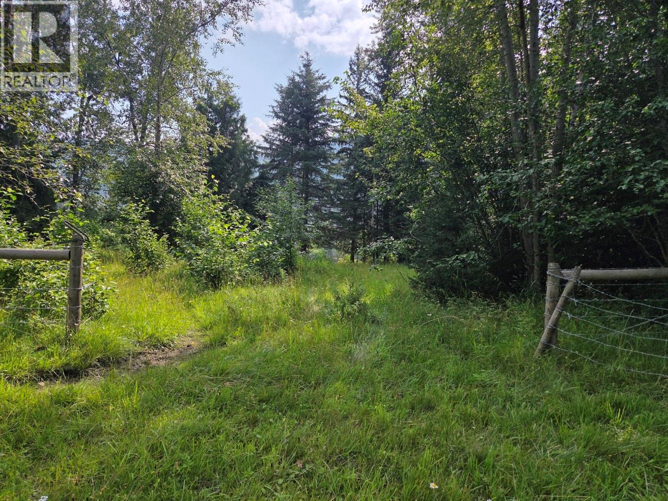 3284/3326 Yellowhead Highway S, Clearwater, British Columbia  V0E 1Z1 - Photo 41 - 10376408