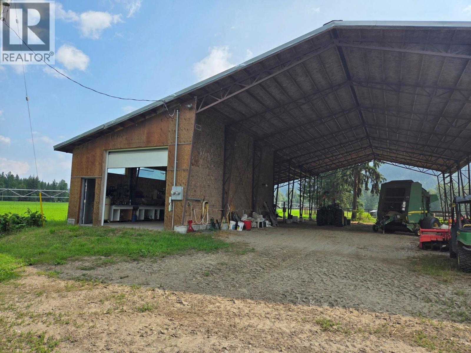 3284/3326 Yellowhead Highway S, Clearwater, British Columbia  V0E 1Z1 - Photo 5 - 10376408