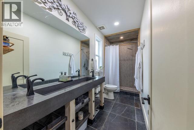 2449 Centennial Drive, Blind Bay, British Columbia  V0E 1H1 - Photo 24 - 10376221