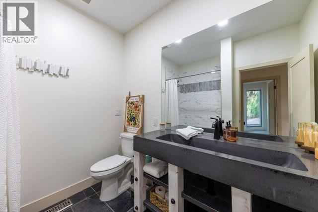 2449 Centennial Drive, Blind Bay, British Columbia  V0E 1H1 - Photo 25 - 10376221