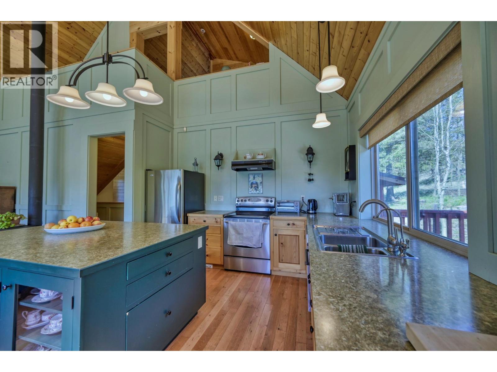 155 Cougar Court, Osoyoos, British Columbia  V0H 1V6 - Photo 6 - 10376110