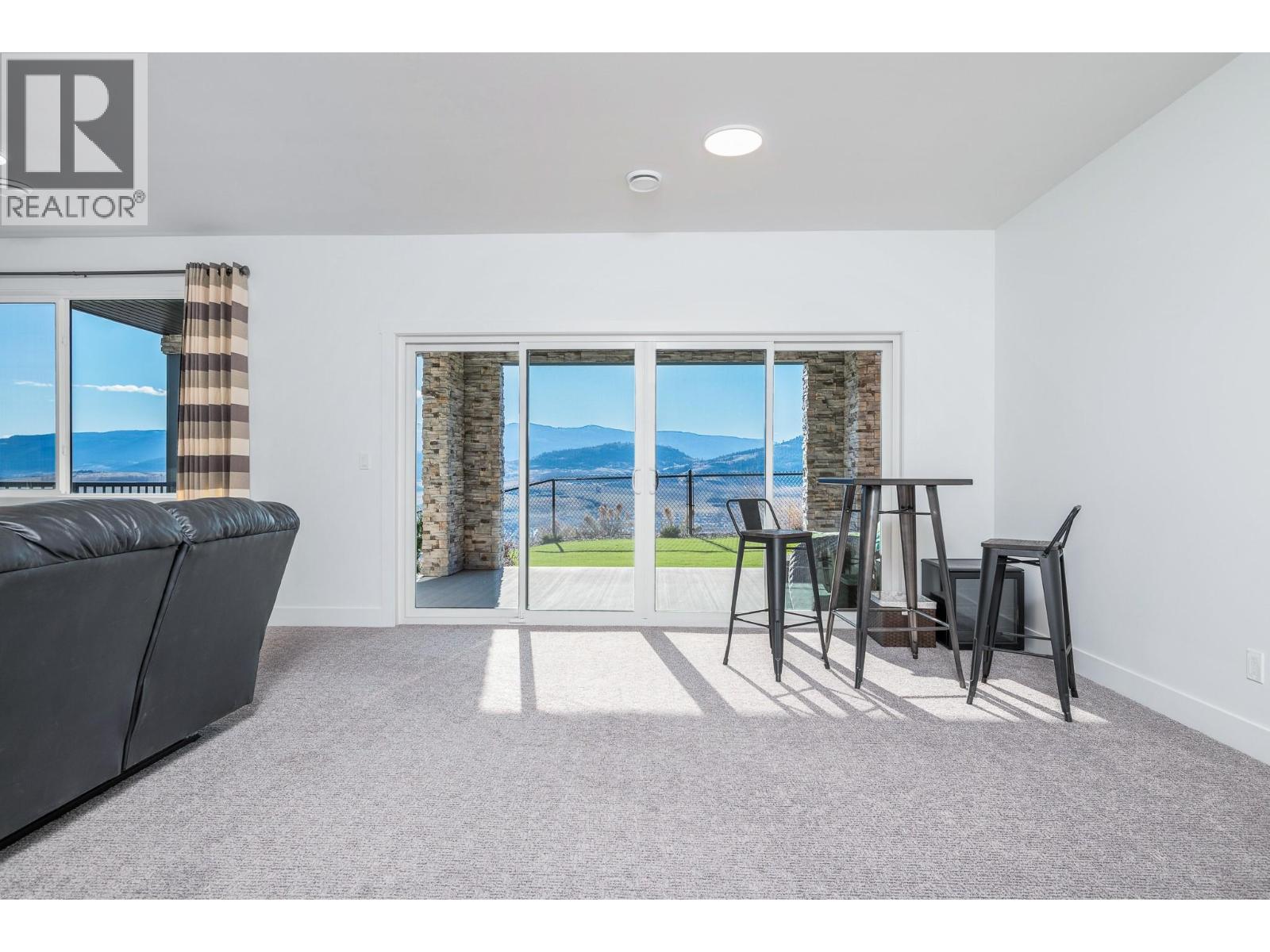 7735 Okanagan Hills Boulevard Unit# 6, Vernon, British Columbia  V1H 0A7 - Photo 28 - 10376080