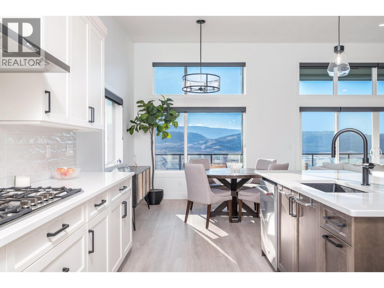 7735 Okanagan Hills Boulevard Unit# 6, Vernon, British Columbia  V1H 0A7 - Photo 8 - 10376080