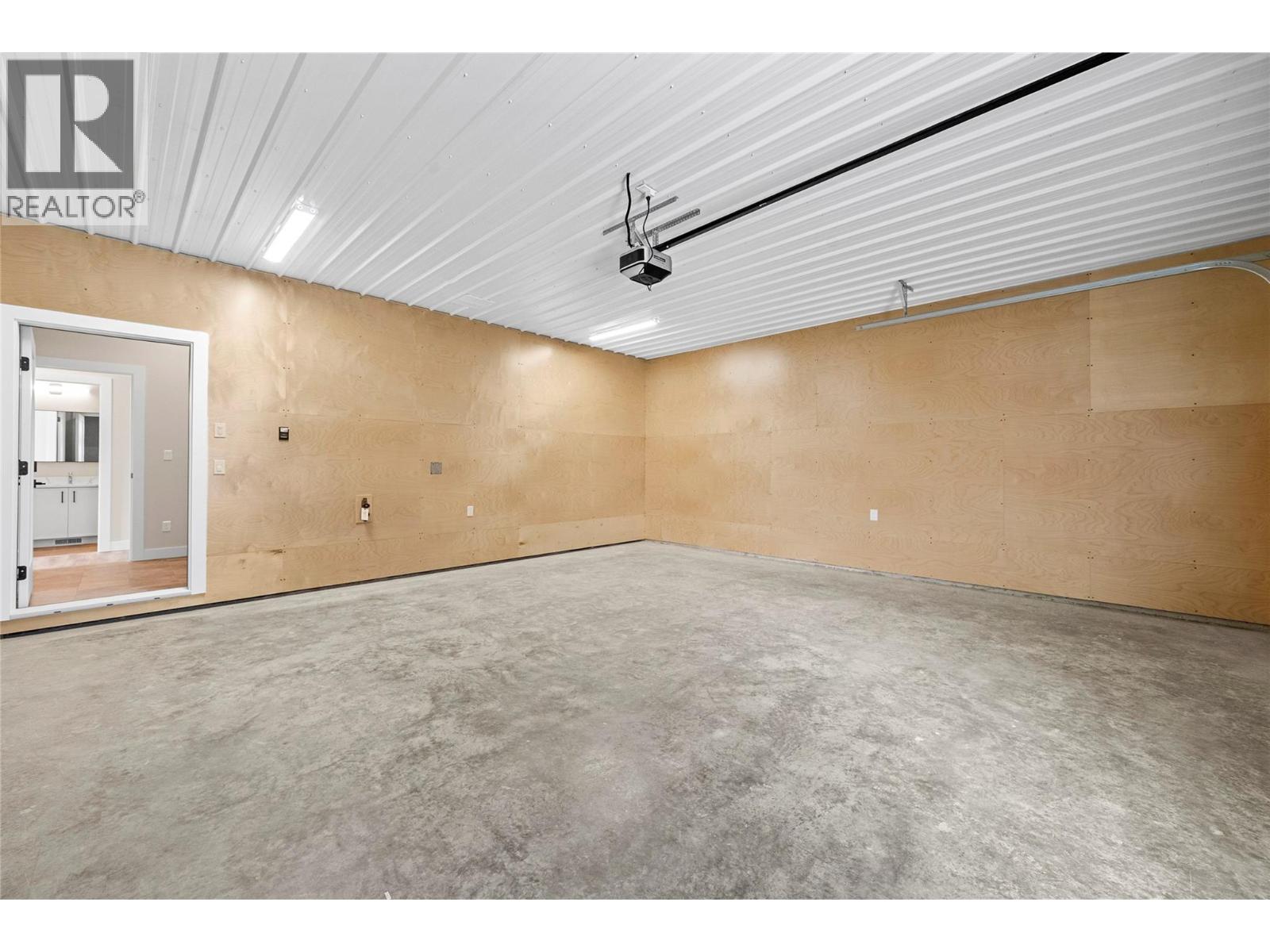 2951 27 Street Ne, Salmon Arm, British Columbia  V1E 2Z7 - Photo 35 - 10375689