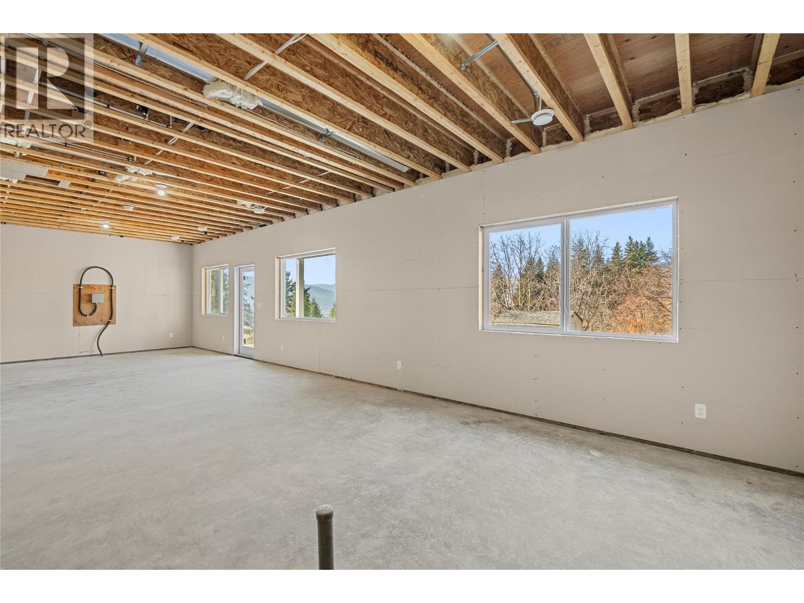 2951 27 Street Ne, Salmon Arm, British Columbia  V1E 2Z7 - Photo 43 - 10375689