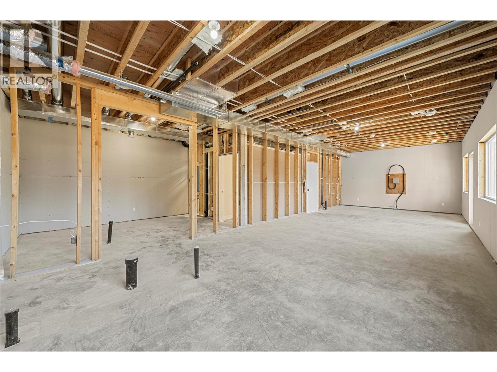 2951 27 Street Ne, Salmon Arm, British Columbia  V1E 2Z7 - Photo 44 - 10375689