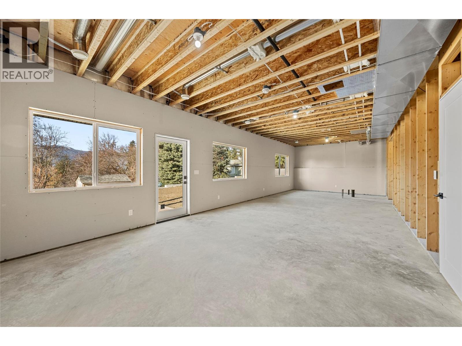 2951 27 Street Ne, Salmon Arm, British Columbia  V1E 2Z7 - Photo 46 - 10375689