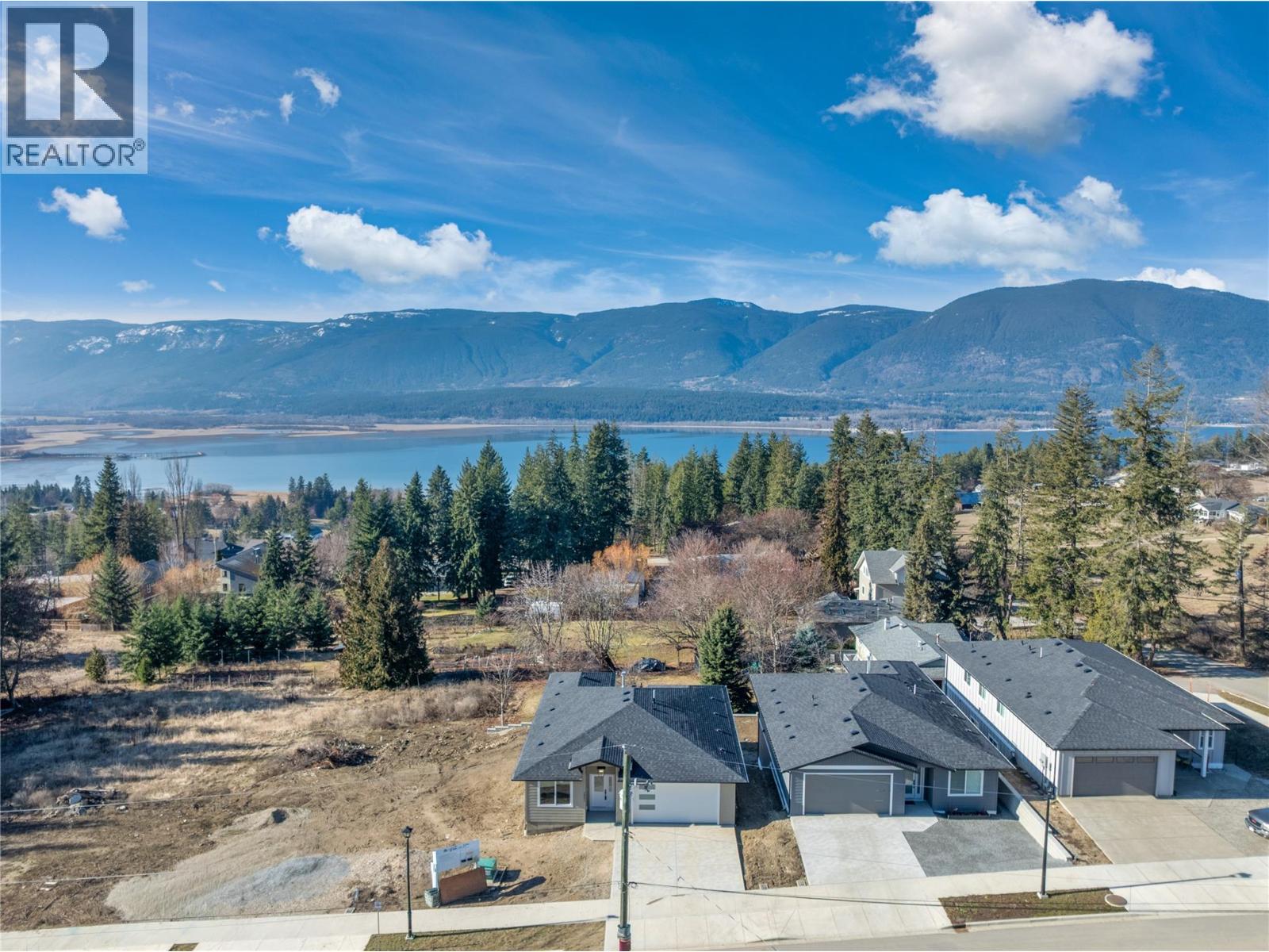 2951 27 Street Ne, Salmon Arm, British Columbia  V1E 2Z7 - Photo 5 - 10375689