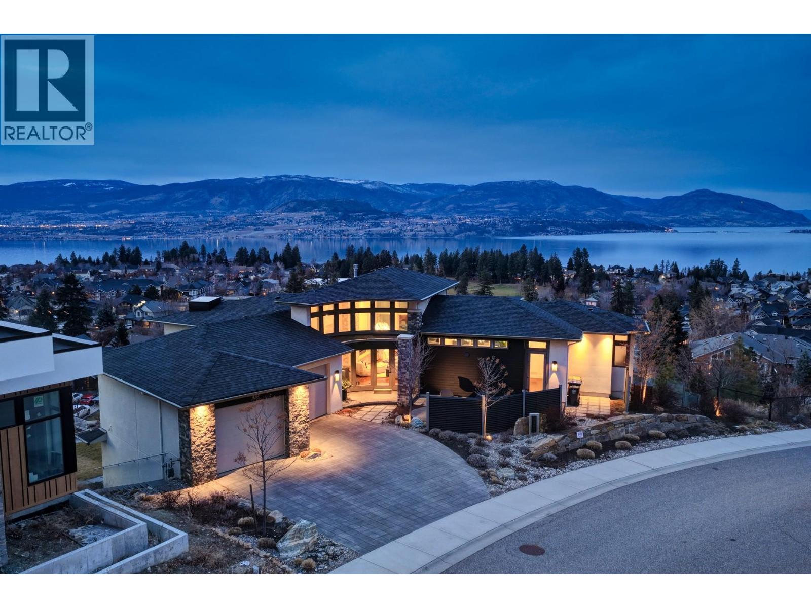 451 Swan Drive, Kelowna, British Columbia  V1W 5L9 - Photo 1 - 10376157