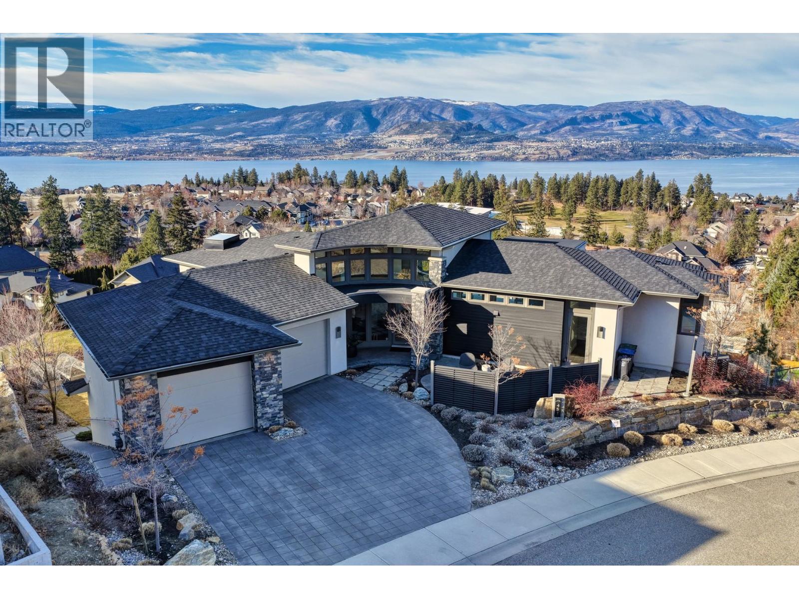 451 Swan Drive, Kelowna, British Columbia  V1W 5L9 - Photo 3 - 10376157