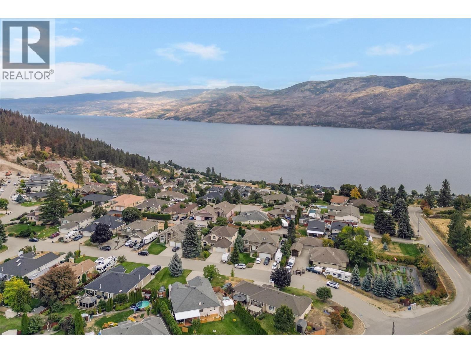 5174 Morrison Crescent, Peachland, British Columbia  V0H 1X2 - Photo 2 - 10374922