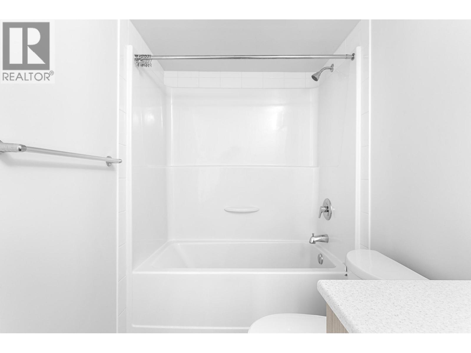 775 Academy Way Unit# 106, Kelowna, British Columbia  V1V 0A5 - Photo 14 - 10376374