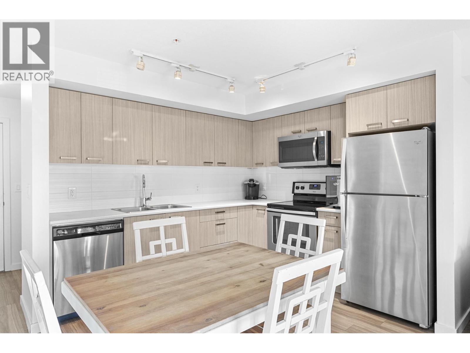 775 Academy Way Unit# 106, Kelowna, British Columbia  V1V 0A5 - Photo 4 - 10376374