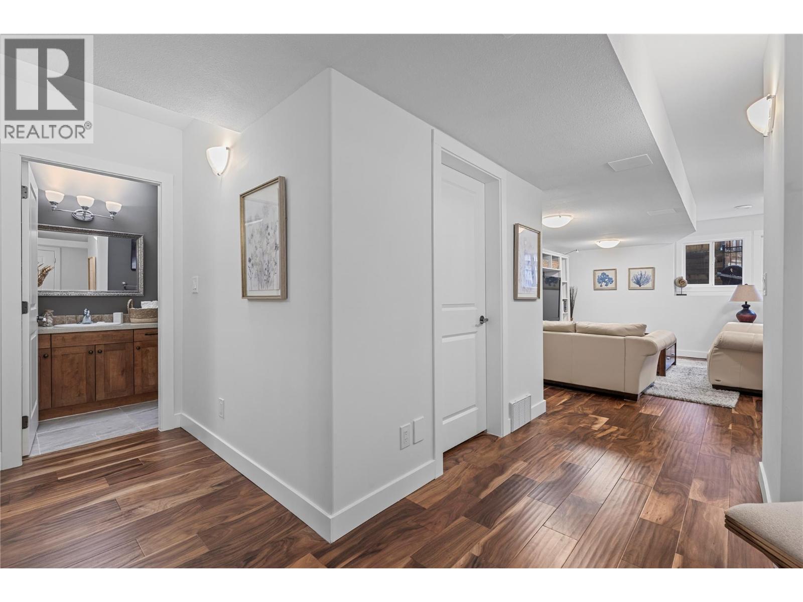 1581 20 Street Ne Unit# 14, Salmon Arm, British Columbia  V1E 0A7 - Photo 38 - 10376357