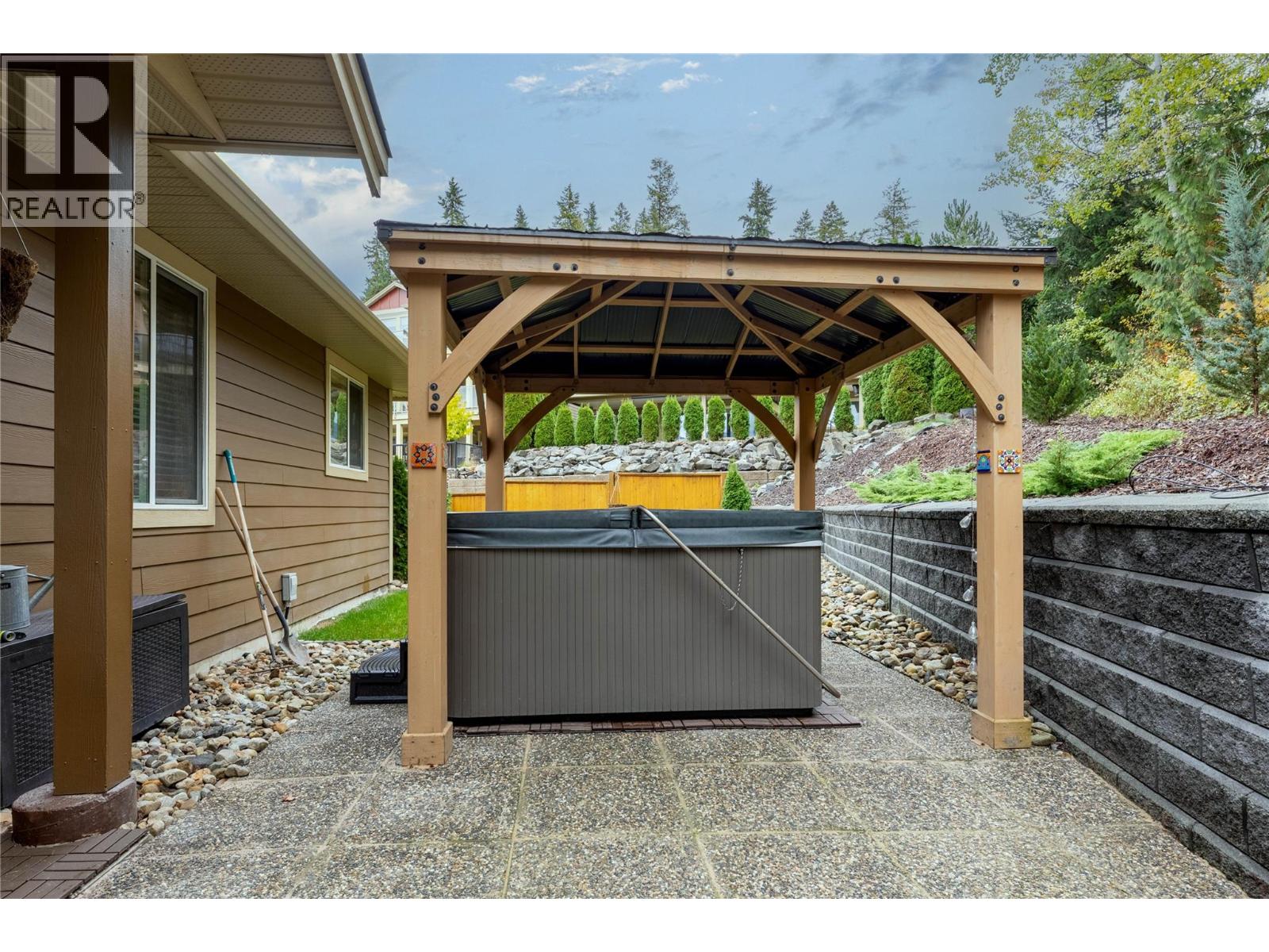 1581 20 Street Ne Unit# 14, Salmon Arm, British Columbia  V1E 0A7 - Photo 44 - 10376357