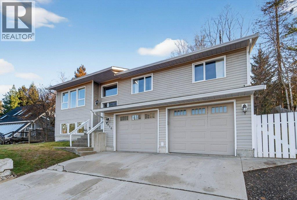 1610 16 Avenue Se, Salmon Arm, British Columbia  V1E 2M7 - Photo 1 - 10376400