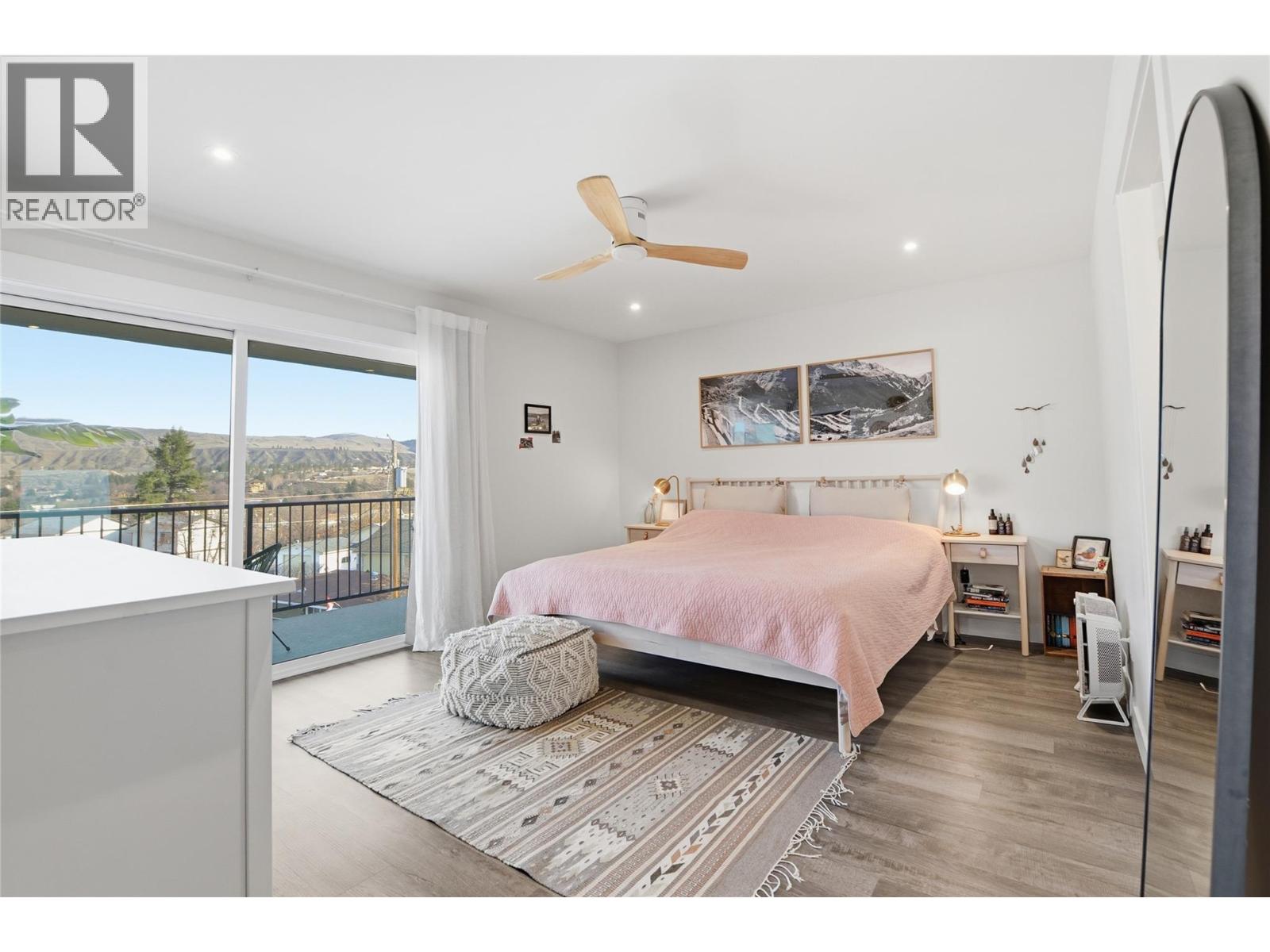 6390 Okanagan Street, Oliver, British Columbia  V0H 1T0 - Photo 17 - 10375835