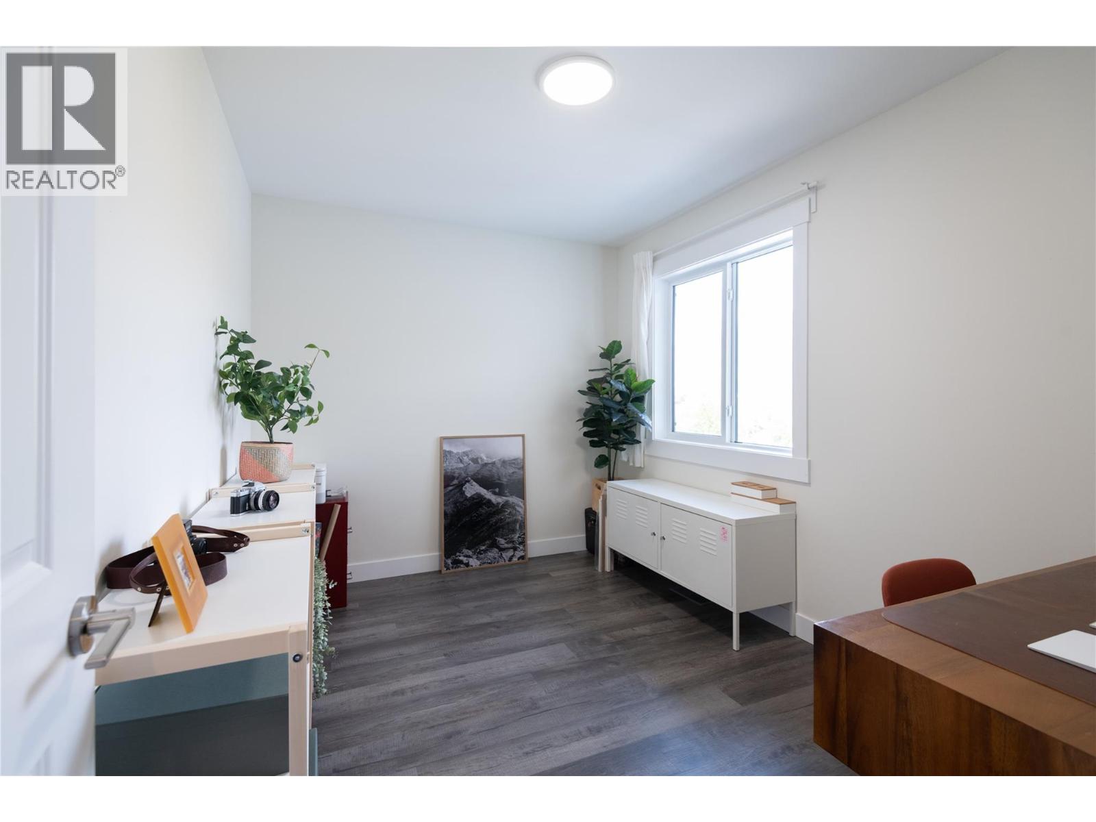 6390 Okanagan Street, Oliver, British Columbia  V0H 1T0 - Photo 24 - 10375835