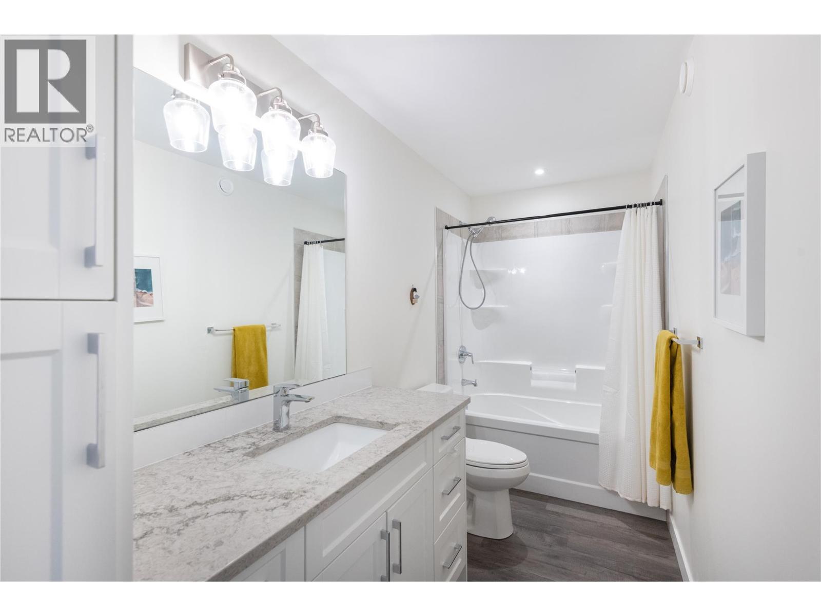 6390 Okanagan Street, Oliver, British Columbia  V0H 1T0 - Photo 26 - 10375835