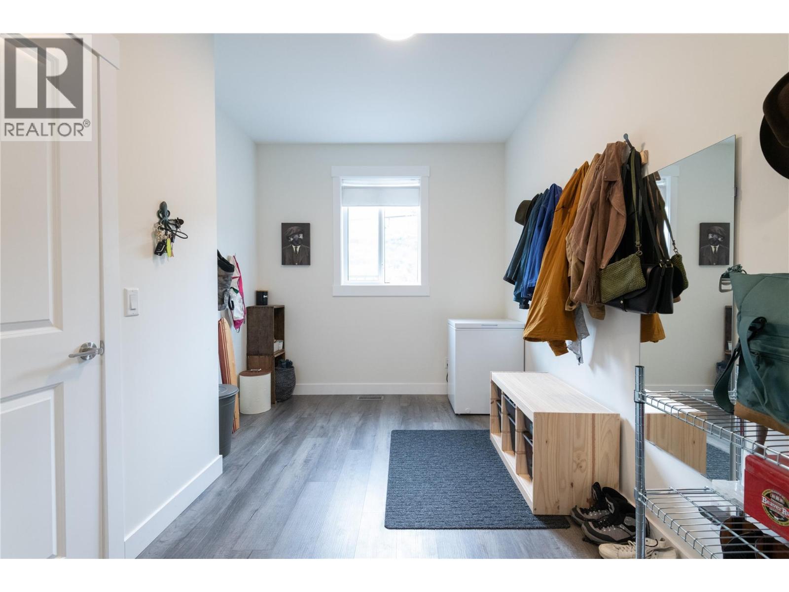 6390 Okanagan Street, Oliver, British Columbia  V0H 1T0 - Photo 32 - 10375835