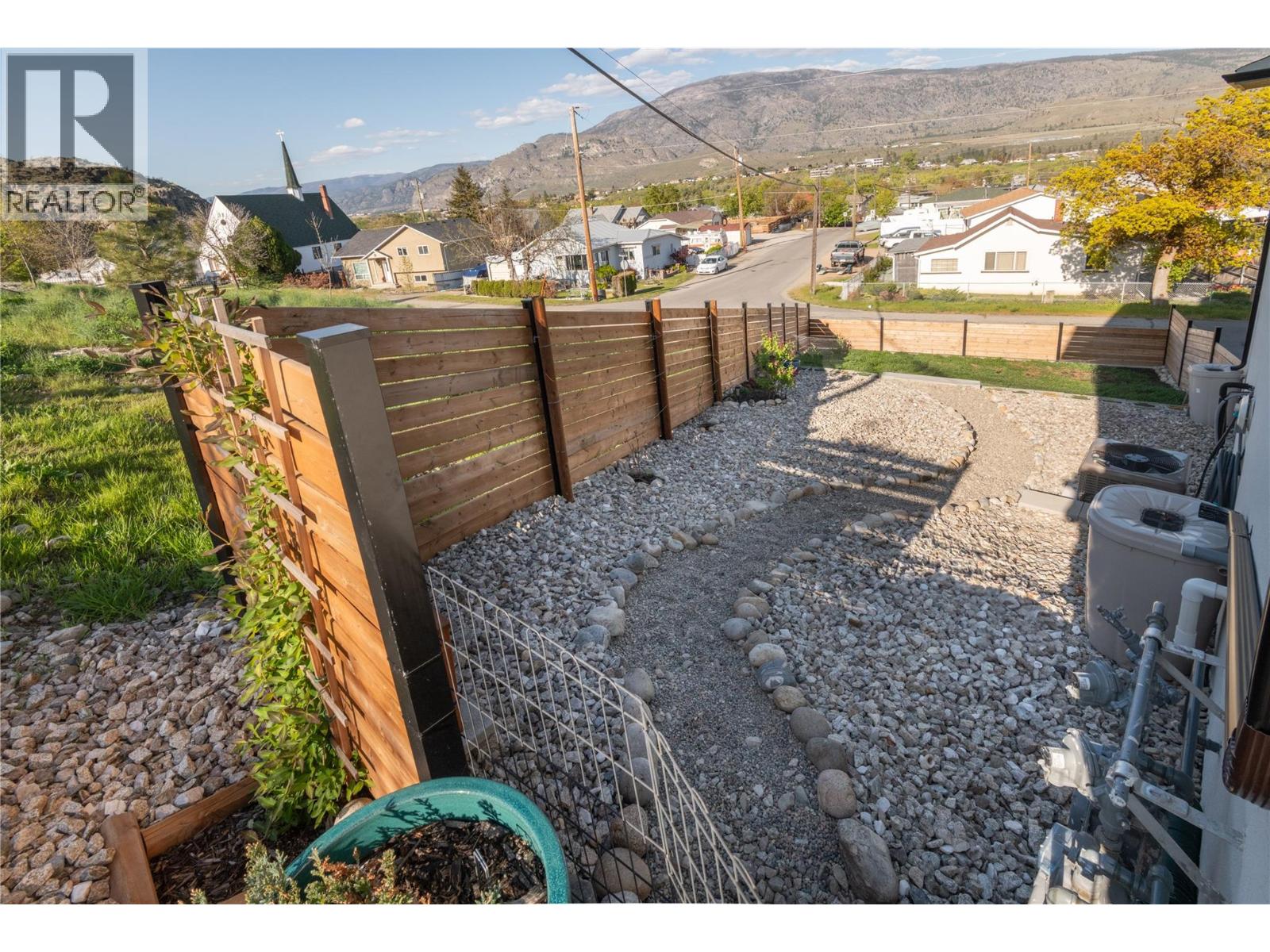 6390 Okanagan Street, Oliver, British Columbia  V0H 1T0 - Photo 37 - 10375835