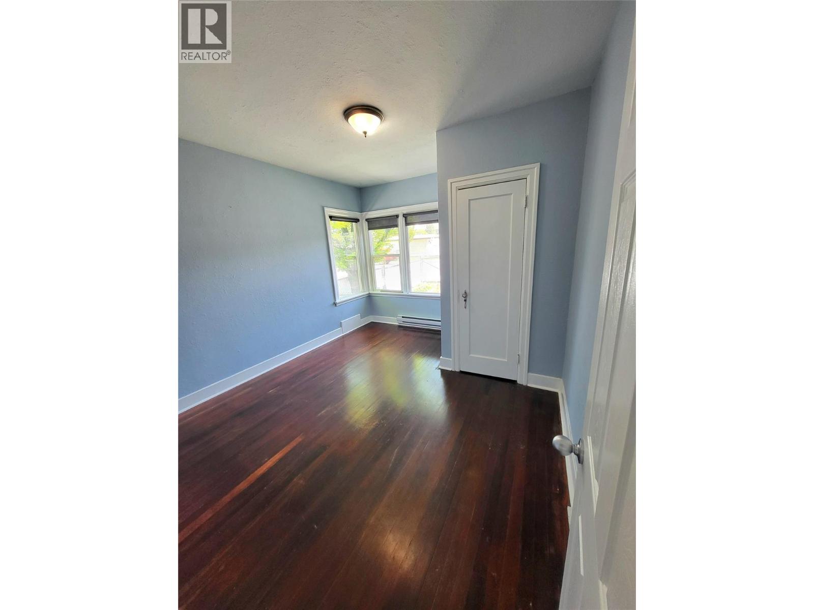 857 Main Street, Penticton, British Columbia  V2A 5E3 - Photo 10 - 10376427