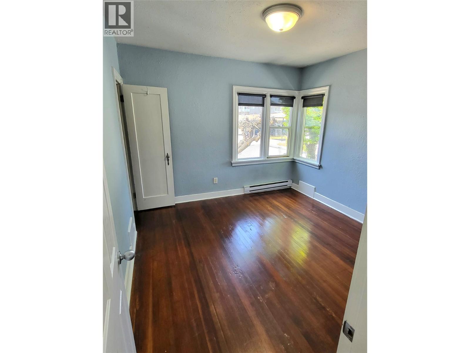 857 Main Street, Penticton, British Columbia  V2A 5E3 - Photo 11 - 10376427